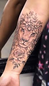 Female lion tattoo 100 realistic lion tattoos. 70 Female And Male Lion Tattoos Tattoo Tatoo Feminine Tattoofeminin Thigh Tattoos Women Tattoos Female Lion Tattoo