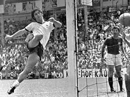 Gerhard gerd müller (german pronunciation: Tpocekg5 Liocm