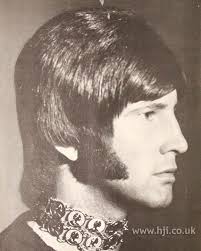 H air was sometimes a direct expression of the times. 1970 Long Men Hairstyle Hji