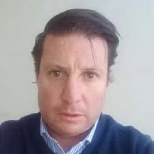 MILITAR EN RETIRO BALEA A JÓVENES EN AV. DEL MAR