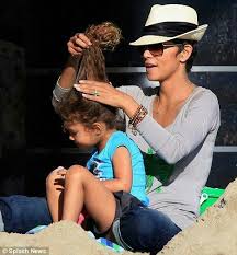 Pin By Ee Appeal On Hair Hats For Short Hair Hats Short Hair Halle Berry Style