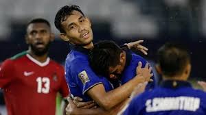 Thailand memulai laga ini dengan langsung tampil menekan pertahanan timnas indonesia. Berita Bola Hari Ini 23 Maret 2019 Hasil Kualifikasi Euro Indonesia Kalah Telak Dari Thailand