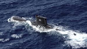 Foto de arquivo do submarino da marinha da indonésia que desapareceu em bali. Akbofmqmy Lilm