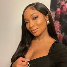 molly meredith (@mollymeredithhh)