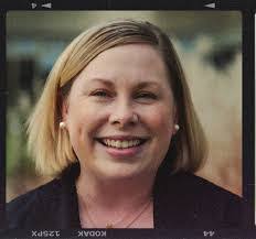 Glenda Abbott's Instagram, Twitter & Facebook