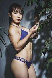 永久保存版！筋肉アイドル才木玲佳ちゃん☆グラビア撮影の裏側をYouTubeで公開！？ | 新宿の筋肉の「耳よりキン肉情報」