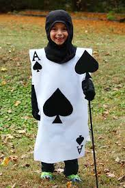 Family Alice In Wonderland Costumes With Easy Diy Tutorials Diy Costumes Kids Card Costume Alice Costume