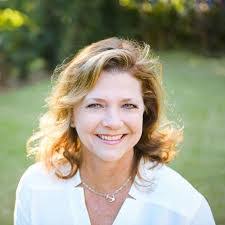 Danielle Bordeaux's Instagram, Twitter & Facebook