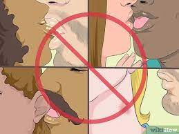 3 Ways To Know If You're A Good Kisser - Wikihow