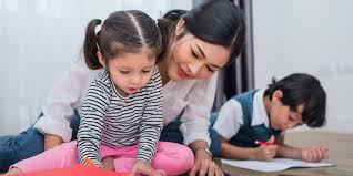 Cara mengajari anak membaca sejak usia 4 tahun yang pertama ialah dengan metode glenn doman. Ingin Anak Lancar Menulis Coba Praktikkan Tips Mudah Berikut Ini