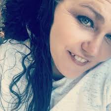 Carrie Haddock's Instagram, Twitter & Facebook