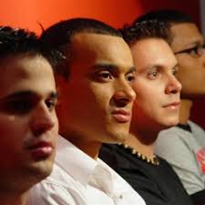 Stream Junior Cabral 22 music