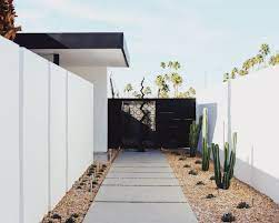 As you're making your gardening plans it's easy to forget about side yards. How To Landscape A Small Side Yard