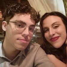 Vanessa Barba (@vanessabarbar) • Instagram photos and videos