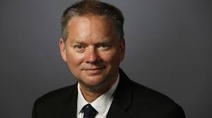 Jim Kirk to replace Lewis D'Vorkin as editor in chief of the Los Angeles  Times