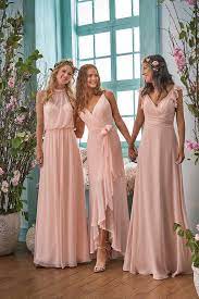 30 Robes D Invite De Mariage Pour Chaque Saison Et Style Bridesmaid Dresses Boho Simple Bridesmaid Dresses Neutral Bridesmaid Dresses