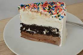 Easy Ice Cream Cake Recipe Just 5 Ingredients This Delicious House Recipe Ice Cream Cake Easy Ice Cream Cake Ice Cream Cake Recipe