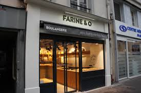 Farine O Paris 11e Deux Elements Faits Pour Se Rencontrer Painrisien