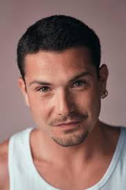 Hoy no ha dormido bien (2024)