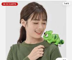 The shoulder pals are my faveourite and I've got a good collection of them  going on! You know I 100% need more though right? 😂