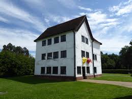 Now $112 (was $̶1̶3̶1̶) on tripadvisor: Queen Elizabeth S Hunting Lodge Wikipedia