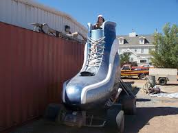 As The TeePee Squeaks: Car Adventure