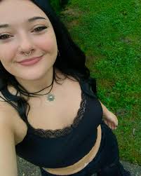 lily thompson (@lilyt42) • Instagram photos and videos