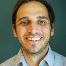 Robert Dentler's Instagram, Twitter & Facebook