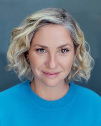 Escuchá DIAL en Spotify!✨ Hoy se estrenó Dial, una audioserie increíble. No  puedo estar más feliz y agradecida de ser parte de este hermoso proyecto  con un elenco soñado. Gracias especiales a #