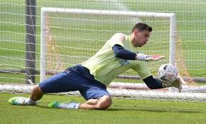 Emiliano martínez, 28, argentina aston villa, desde 2020 portero valor de mercado: Emiliano Martinez On His Tough Upbringing In Argentina As Arsenal Keeper Emerges As Standout Player Daily Mail Online