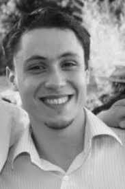 Henry LAQUERRIERE, 44 ans (PARIS, CAGNES SUR MER, PARIS LA DEFENSE)