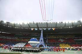 Avant que ne commence son concert en dernière partie de j'étais présent en carré pelouse vip à 20m de la scène, et david guetta est le grand gagnant de cette soirée. L Euro 2016 Est Une Reussite Pour 78 Des Francais