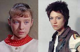 In addition to starring on leave it to beaver, she appeared in the birds. Francesco Francavilla On Twitter Just Had My Mind Blown While Watching The End Credits Of Hitchcock The Birds And Realizing The Lil Girl Is Veronica Cartwright Of Alien Fame Found Out She
