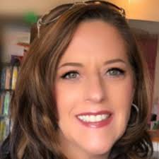 Karen Mong's Instagram, Twitter & Facebook