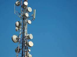 Noile aplicaţii de pe telefoanele gsm necesită dublarea benzilor de frecvenţă. Trei Operatori De Telefonie MobilÄ SancÈionaÈi Pentru CÄ Nu AsigurÄ Acoperire De 98 La SutÄ Romania Libera