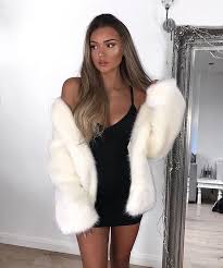 Black And White Faux Fur Coat Little Black Dress With A White Faux Fur Coat Visit Daily Dress Me At Dailydressme Com For More Inspiration Fashion Going Out Outfits Fancy Outfits