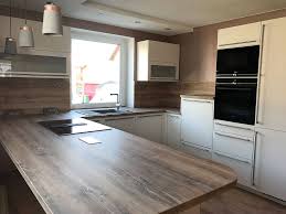 Küche magnolia hochglanz bildergebnis für küche magnolia hochglanz moderne küche, magnolie wildeiche l küche für nur 2444 hochwertige, nolte küche portland zement matt hochschränke in lack, nobilia musterküche nobilia line n line focus ultra. Kuche In Lack Magnolia Und Absetzungen In Rustikalem Holz Mega Kuchenwelten Schone Kuchen Gut Gunstig