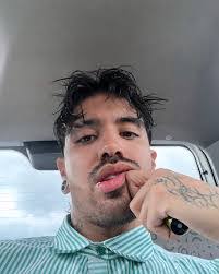 Ricardo Herron's Instagram, Twitter & Facebook