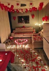 Use white or pink for the background, and red for the boarder. 50 Valentine Decorations For Home Romantic 7 Iohomedecor Com