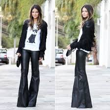 Calça De Couro Boca De Sino Steal The Look Moda Beleza Tendencias E Comportamento Calca Flare Looks Moda
