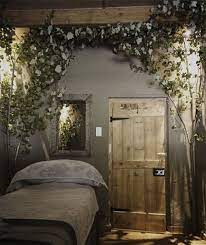 Landscaping is also important when you're looking for outdoor garden decor ideas. Nature Themed Bedroom So Cute Bedroom Homedecor Nature Theme Natural Bedroom Nature Themed Bedroom Nature Inspired Bedroom
