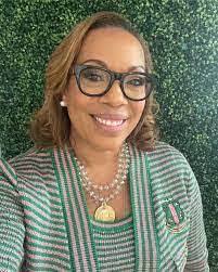 Carmen Barrow's Instagram, Twitter & Facebook