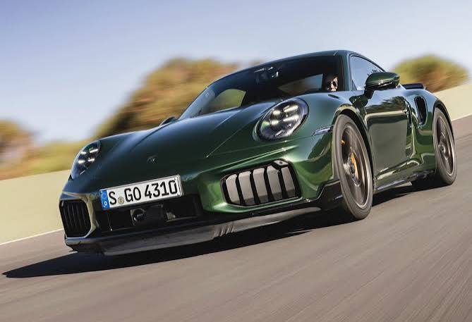 Porsche 911 Turbo S 992.2