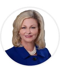 Naples Mayor Teresa Heitmann looking to future after winning second term