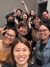 Amanda Yaw's Instagram, Twitter & Facebook