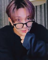 Making a kpop group name U&iN Full up Name: Stage Name: Birthday: Zodiac  sign: Age: Country: Rep. Animal: Send ur audition singing, rapping, dancing  Just pm UNIVERSE TICKET