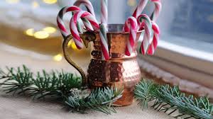 Wondering how to store your vast collection of mugs attractively? Mr Christmas Holiday Decorating Ideas Real Simple