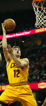 Former uva basketball star joe harris was traded by cleveland today to orlando and was then promptly put on waivers by the magic.harris also underwent foot surgery today and is expected to. Eastern Washington Native Joe Harris Getting Opportunity With Cleveland Cavaliers Sports Dailyrecordnews Com