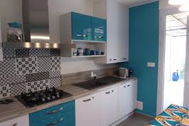 La Cuisine Coloree De Mr Et Mme R Socoo C Narbonne Cuisine Coloree Amenagement Cuisine Cuisine