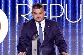 Zawsze będę bronił swojej żony. Kim Jest Krzysztof Sobolewski W Tv Republika Reprezentowal Prezesa Pis Natemat Pl